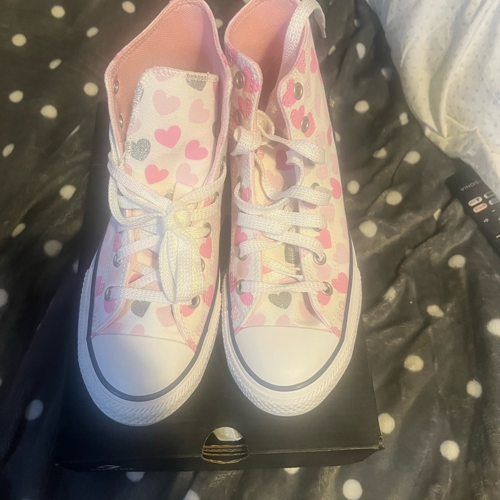 White/Cherry blossom/ silver Converse sneakers